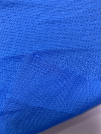 GZ-YXYF 3112#  冰爽方格  幅寬：160CM 克重：100GSM 成分：100% polyester  吸濕排汗 後面照